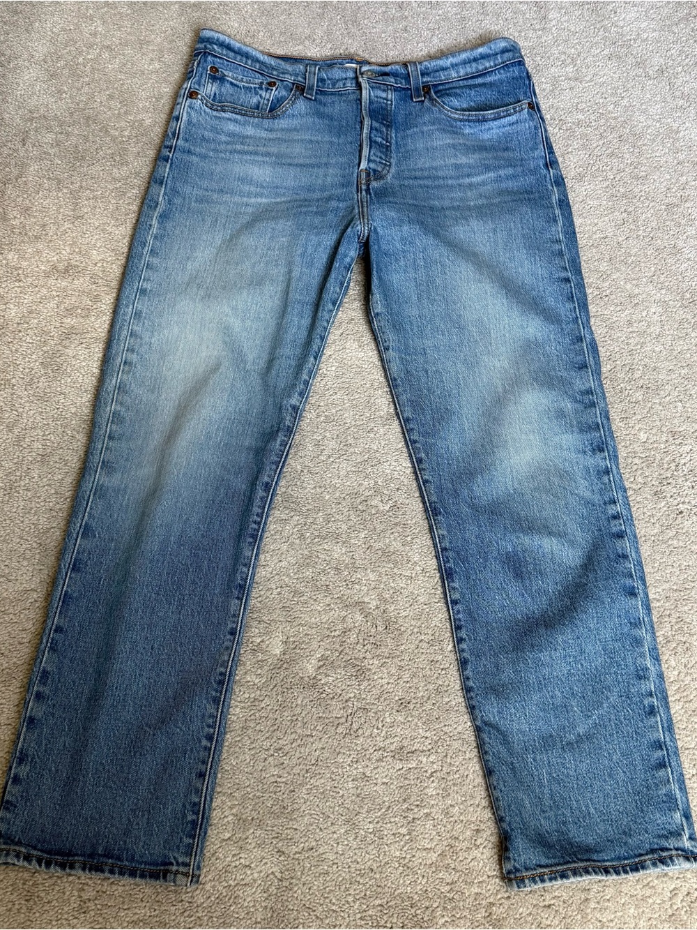 Levi’s Premium Wedgie Straight Jeans Medium Wash Stretch Size 31W| 27-28” Long